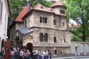 Prague: Old Town and Jewish District Walking Tour