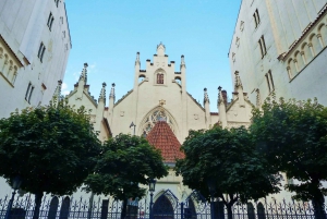 Prague: Old Town and Jewish Quarter Tour with Jewish Museum
