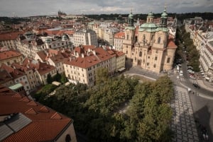 Prague: Old Town, Astronomical Clock & Underground Tour