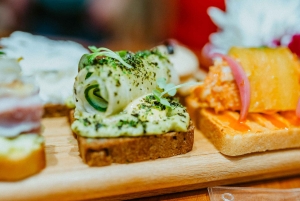 Prag: Lustige Abendtour mit Essen und Trinken in der Altstadt