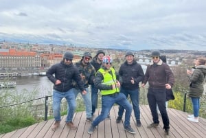 Città Vecchia di Praga: tour guidato su eScooter