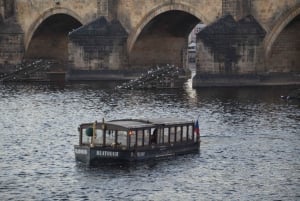 Prague: Old Town Guided Walking Tour and City Boat Ride