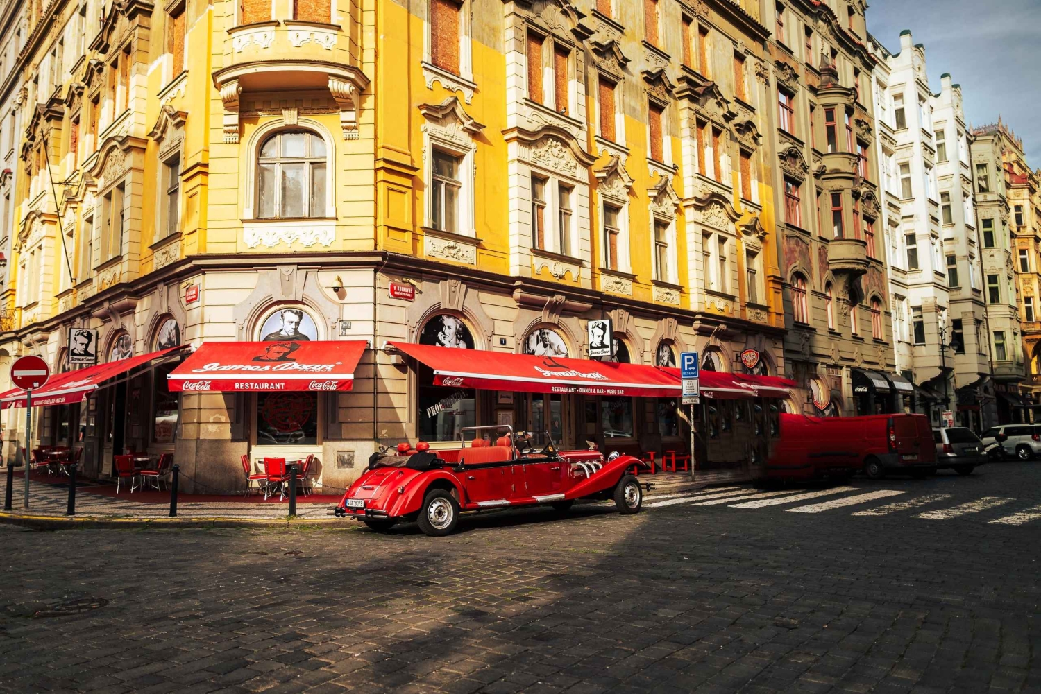 Praga: tour particular pela Cidade Velha em carro vintage