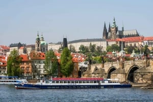 Prague: Panoramic Vltava River Cruise