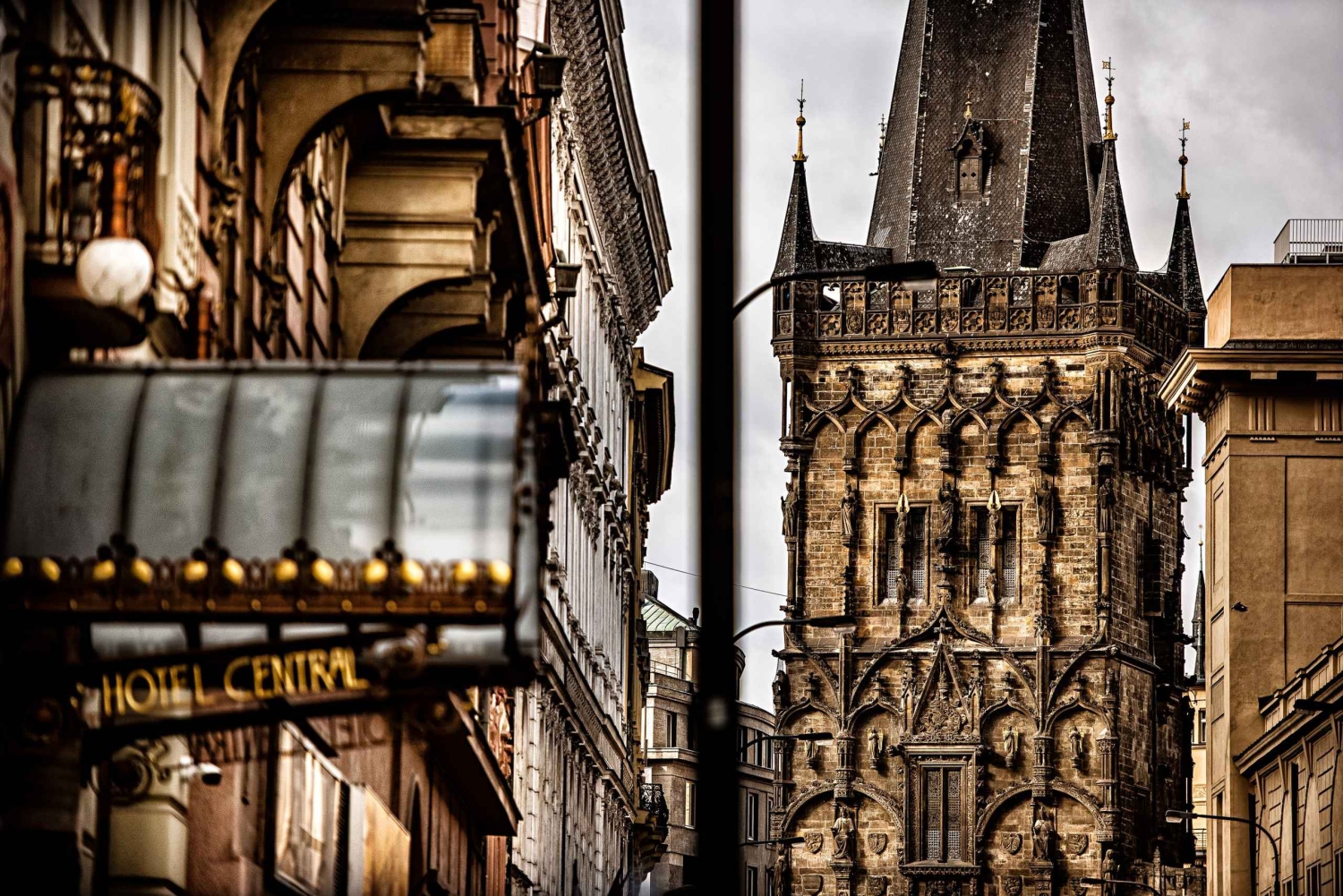 Prag: Indgangsbillet til Pulverporttårnet