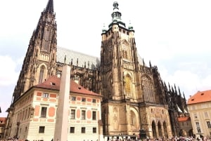 Prague: Prague Castle, Jewish Quarter, Clock Tower Admission