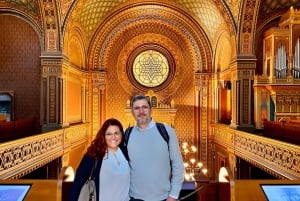 Prague: Prague Synagogues & the Jewish Cemetery Guided Tour