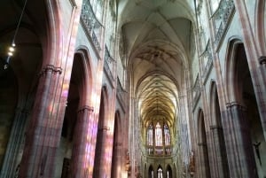 プラハ：ミニバンによるプライベートシティツアー