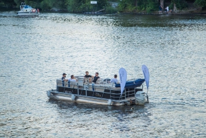 Prag: Privat sightseeing-krydstogt i ponton med prosecco