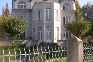 Prague: Private Prague Art Nouveau and Cubism Tour