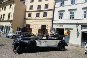 Prague: 90min Private Tour in Vintage Car, up to 6people!