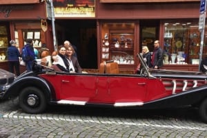 Prague: 90min Private Tour in Vintage Car, up to 6people!