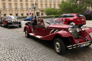 Praga: Prywatna wycieczka zabytkowym samochodem