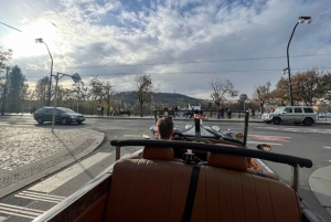 Praga: Prywatna wycieczka zabytkowym samochodem