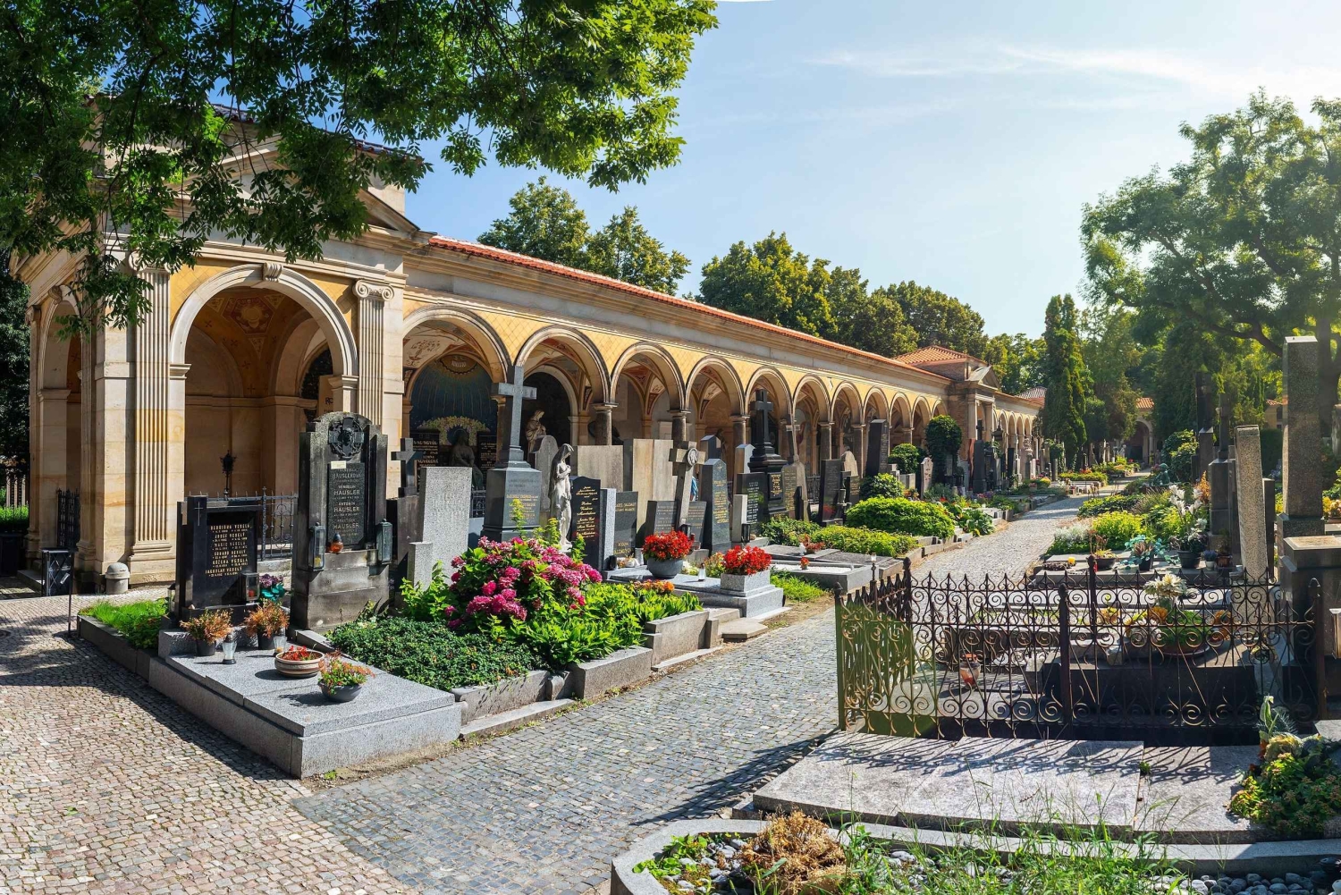 Praga: tour particular à fortaleza histórica de Vyšehrad