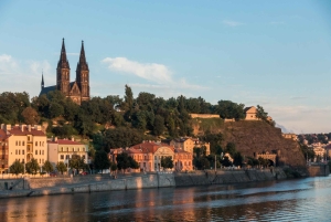 Praga: tour particular à fortaleza histórica de Vyšehrad