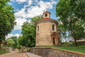 Praga: tour particular à fortaleza histórica de Vyšehrad