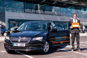 Prague: Private Transfer from Václav Havel Airport