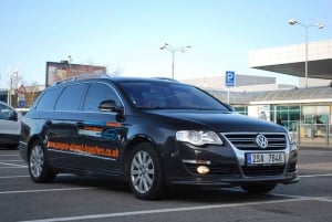 Prague: Private Transfer from Václav Havel Airport