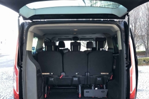 Praag: Privé transfer naar de luchthaven met een minibus (PRG)