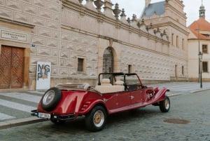 Prague: Old Town Private Vintage Car Tour