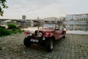 Prague: Old Town Private Vintage Car Tour