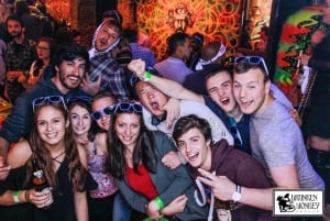 Prague: Pub Crawl with Open Bar and VIP Entry