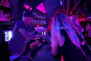 Praag: kroegentocht met shots en toegang tot een rooftopclub