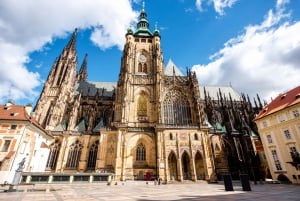 Prague Royal Castle, St Vitus, Golden Lane Tour with Tickets