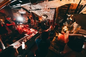 Prague: Saturday Night Live Music in Old Town at Le Valmont