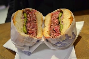 プラハ：旧市街の秘密の料理ツアーをご案内します