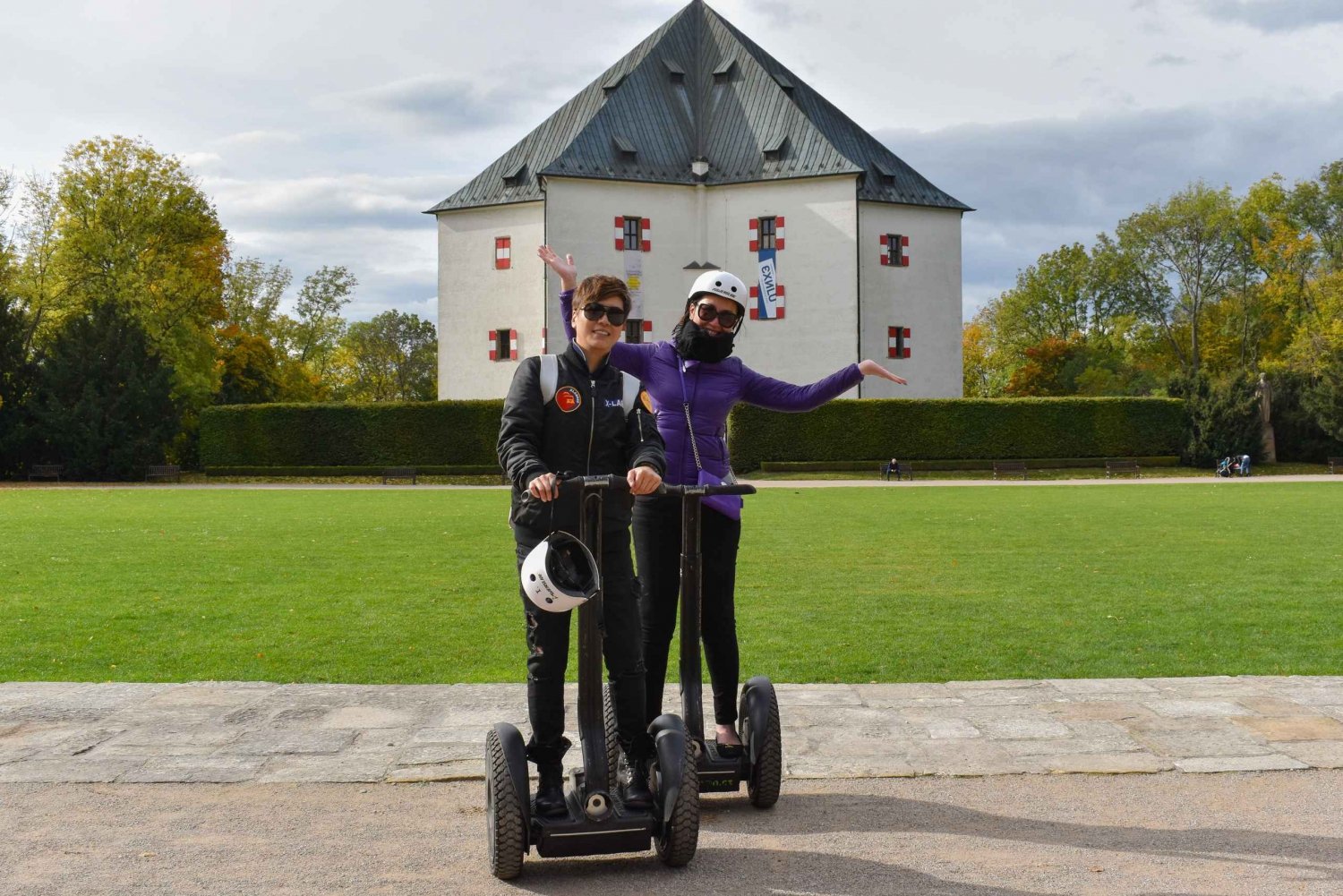 Prague: 2 Hours Segway Tour with Hotel Pickup