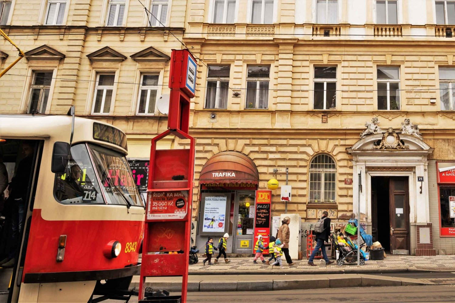 Prague: secrets of Vršovice, a self-guided city game