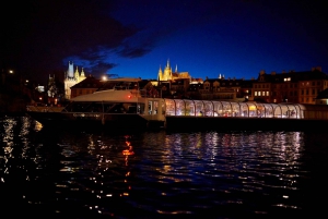 Prague: Sightseeing Dinner Cruise on Open-Top Glass Boat