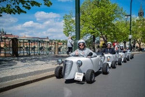 Prague: Sightseeing Tour in a Mini Hot Rod