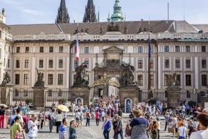 Prague: Skip-the-line Castle Ticket and Optional Audio Guide