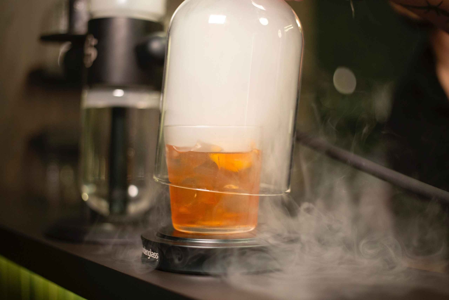 Prague Smoke-Infused Cocktail Tasting in a Hidden Bar for 2