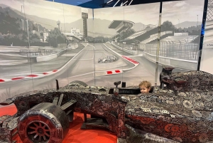 Praga: Biglietto d'ingresso al Museo d'Arte dell'Acciaio