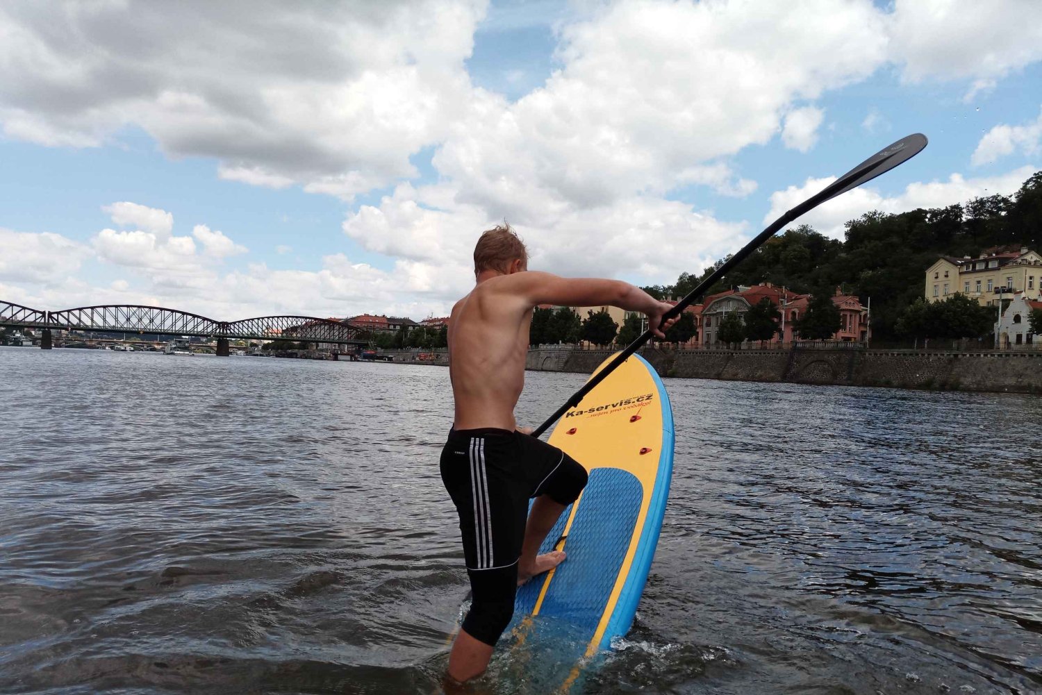 Prague: SUP Paddleboard Tour on the Vltava River
