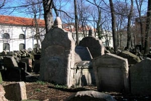 Prague: Synagogues and Jewish Quarter Private Walking Tour