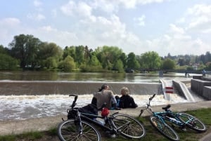 Coutryside e-bike tour to Karlstejn Castle