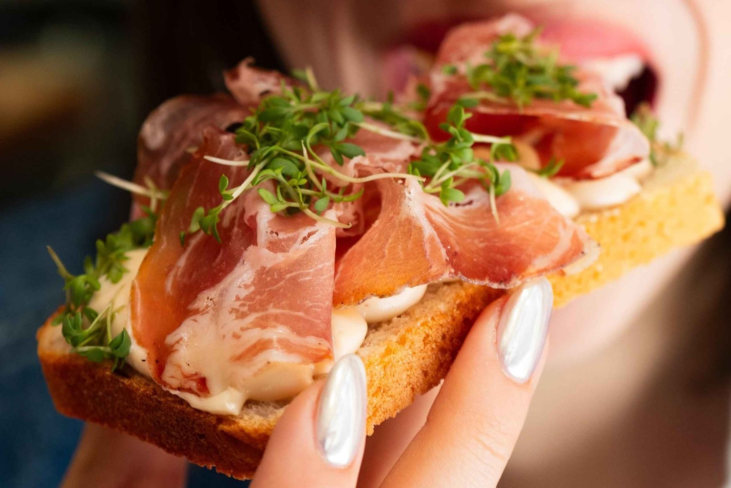 Prague: Traditional Czech Food Tour with Local Guide