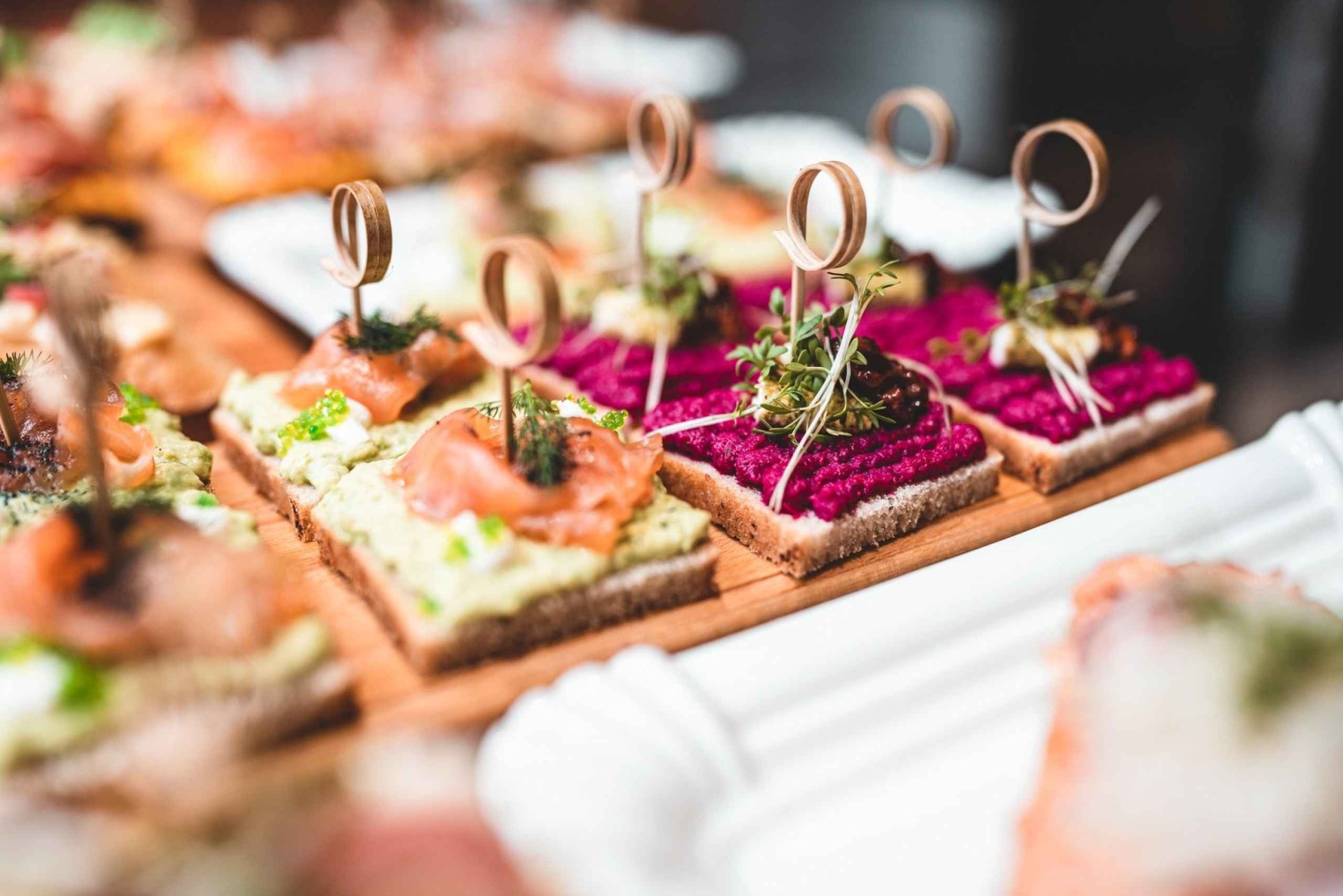 Prague: Traditional Czech Food Tour with Local Guide