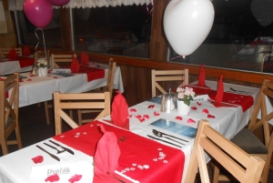 Прага: круиз в День святого Валентина с ужином и просекко