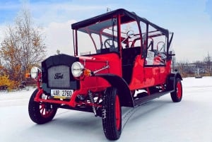 Prague: 1-Hour Vintage Car Tour