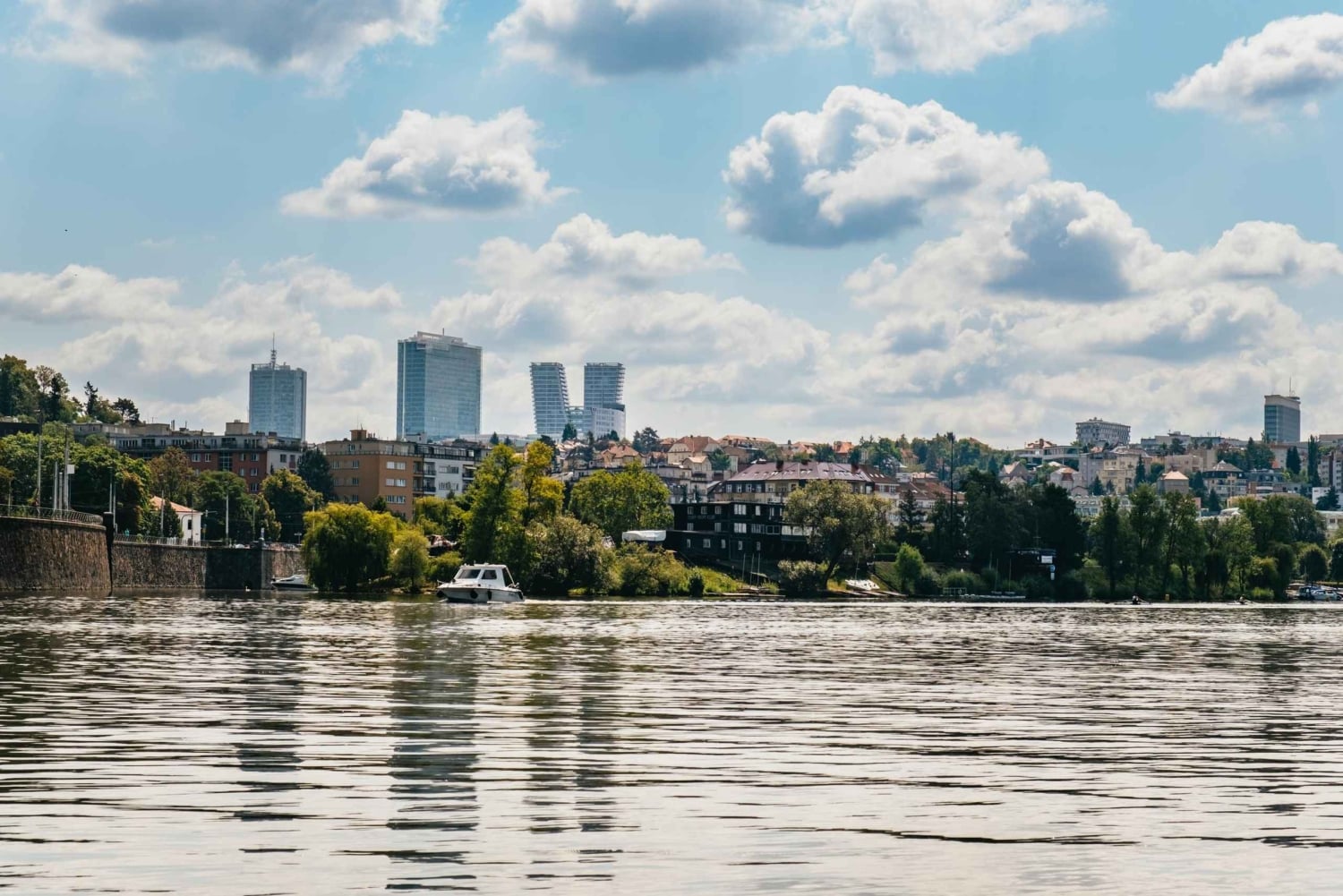 Praga: Wycieczka kajakiem z przewodnikiem po Wełtawie