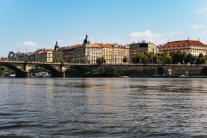 Praga: Wycieczka kajakiem z przewodnikiem po Wełtawie