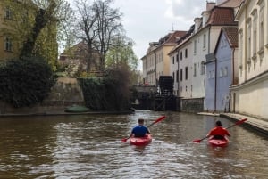 Prague: Vltava River Kayak Tour with Guide