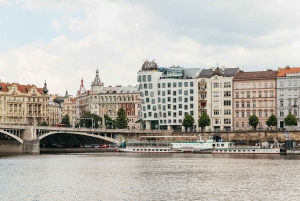 Prague: Vltava River Lunch Cruise in an Open-Top Glass Boat