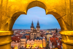 Tour privato del centro storico di Praga con la torre della televisione di Zizkov